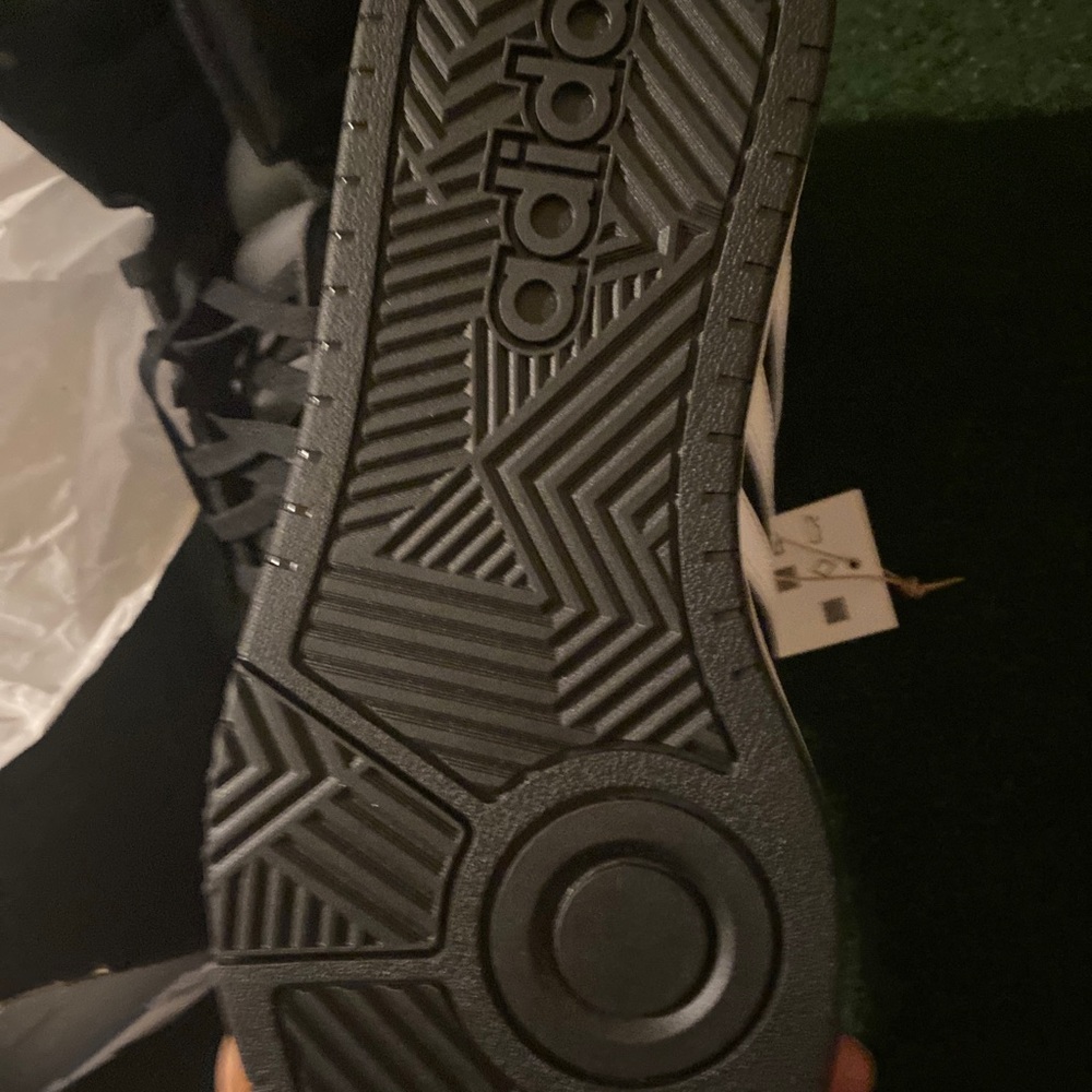 Adidas - Picture 7 of 7